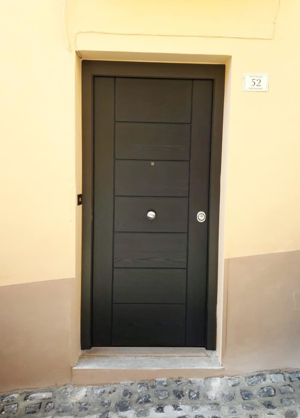 Legno massello per portoni